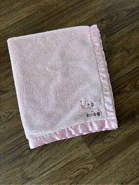 Vintage Y2K Child of Mine by Carter’s pink baby blanket